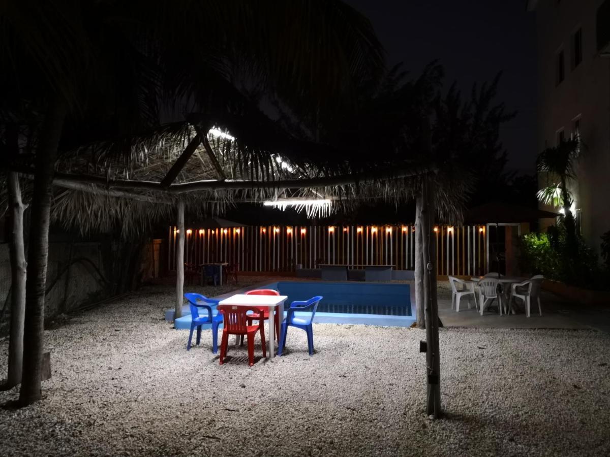 Punta Sam Hostel Cancún Buitenkant foto