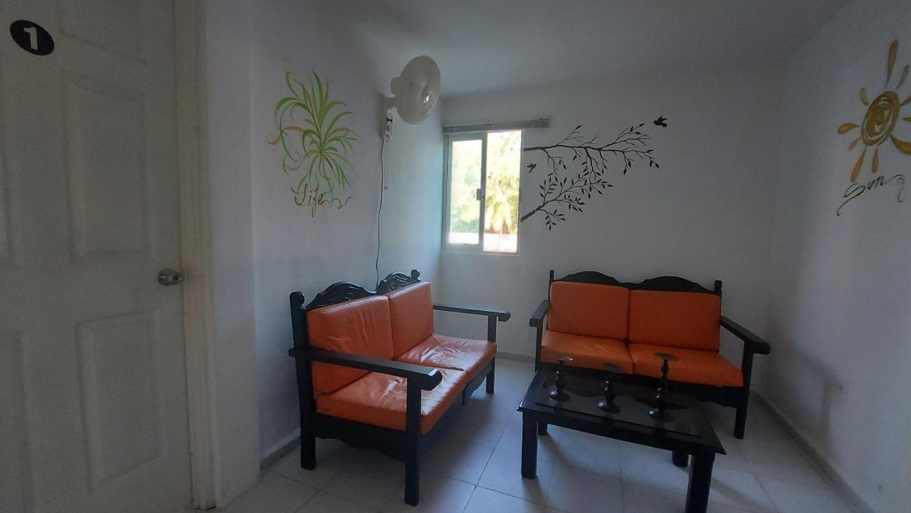 Punta Sam Hostel Cancún Buitenkant foto