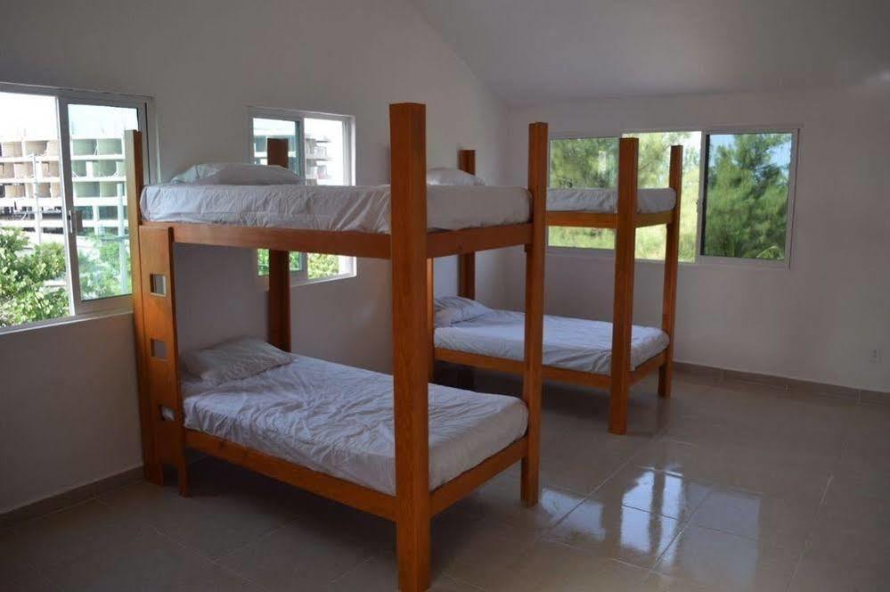 Punta Sam Hostel Cancún Buitenkant foto